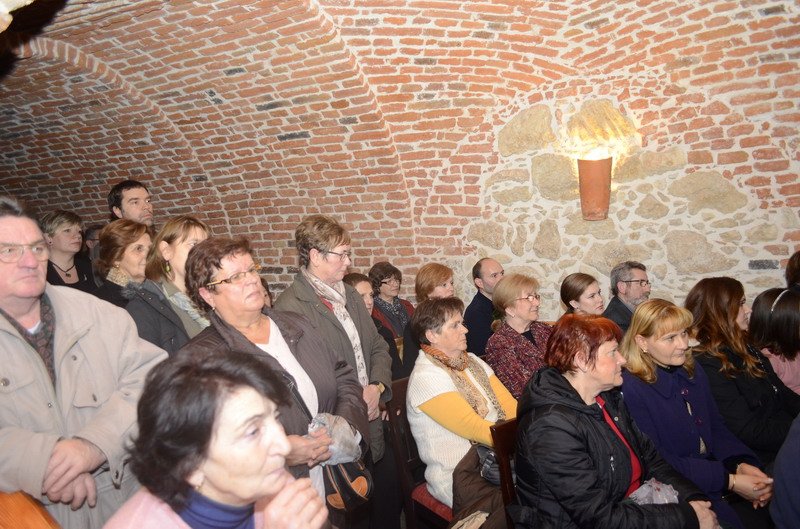 Klikni na fotografiju za uvecanje