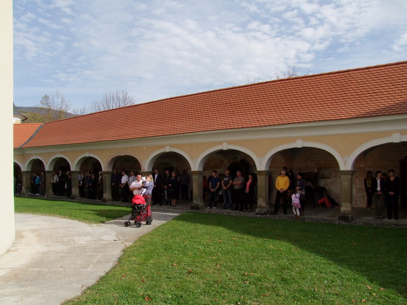 Klikni na fotografiju za uvecanje