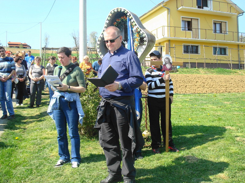 Klikni na fotografiju za uvecanje