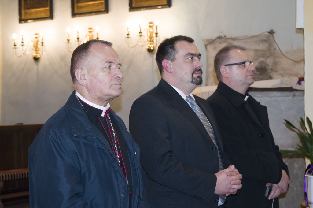 Klikni na fotografiju za uvecanje