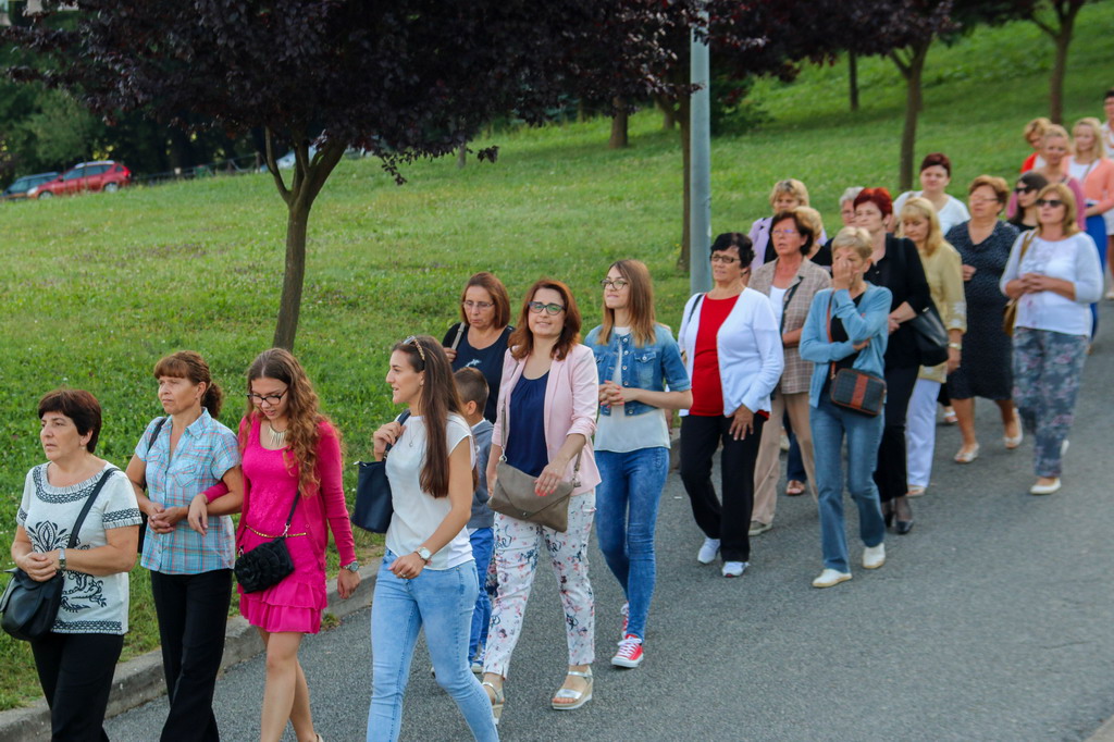 Klikni na fotografiju za uvecanje