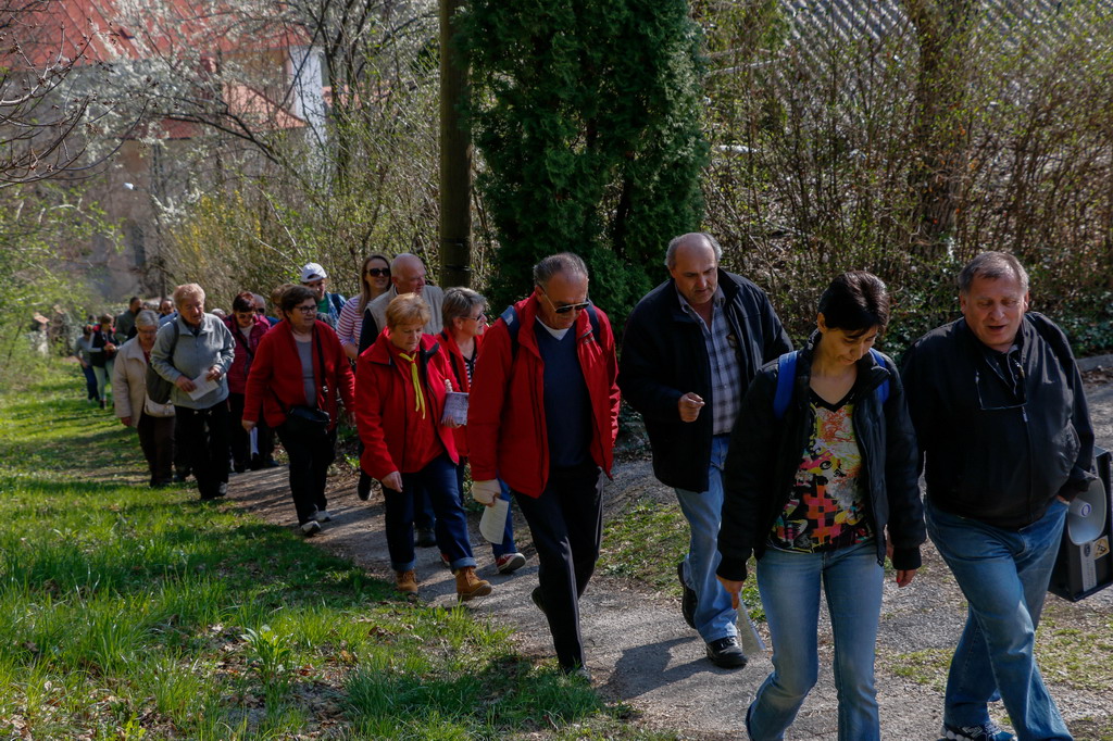 Klikni na fotografiju za uvecanje