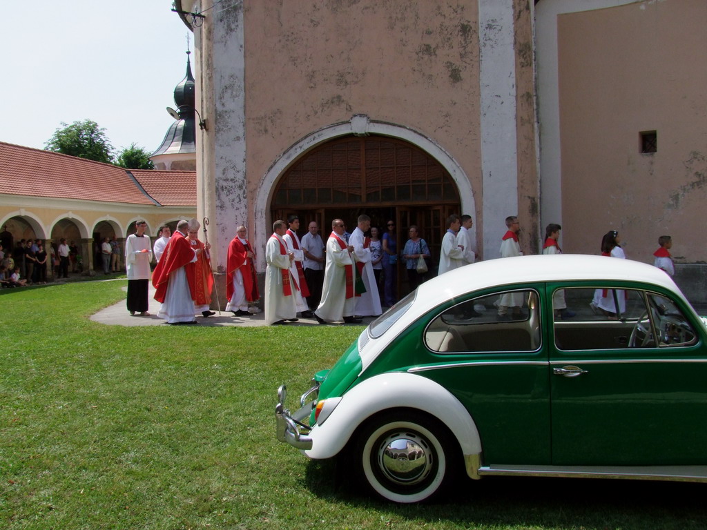 Klikni na fotografiju za uvecanje