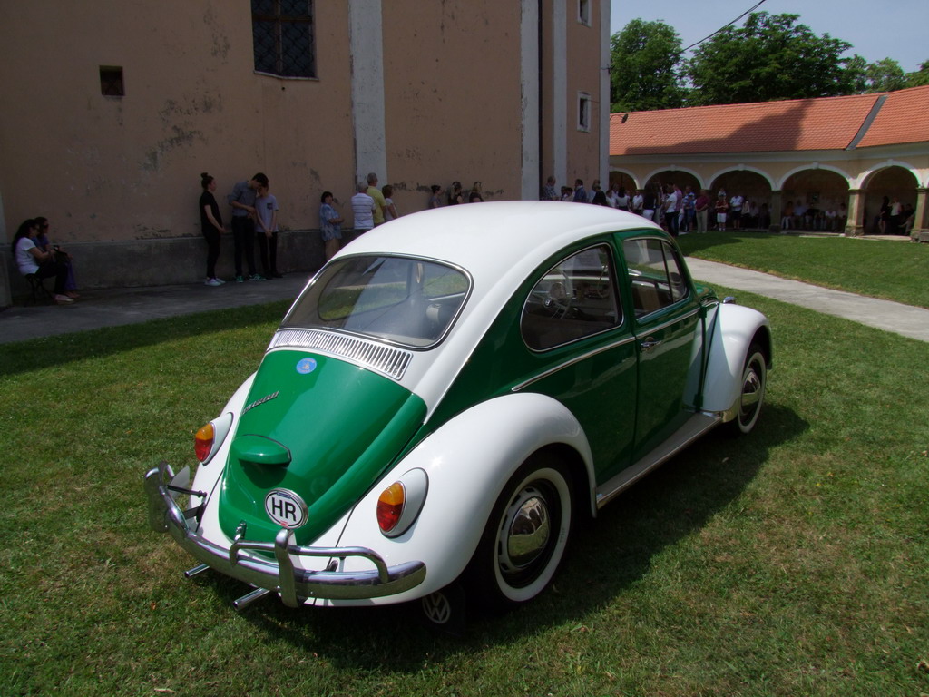 Klikni na fotografiju za uvecanje