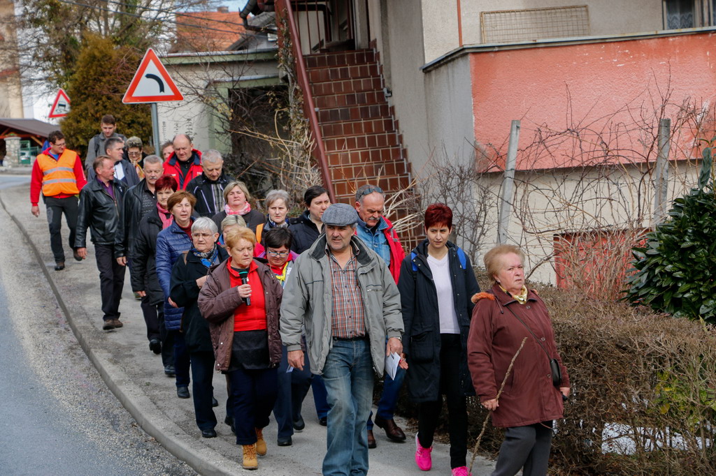 Klikni na fotografiju za uvecanje