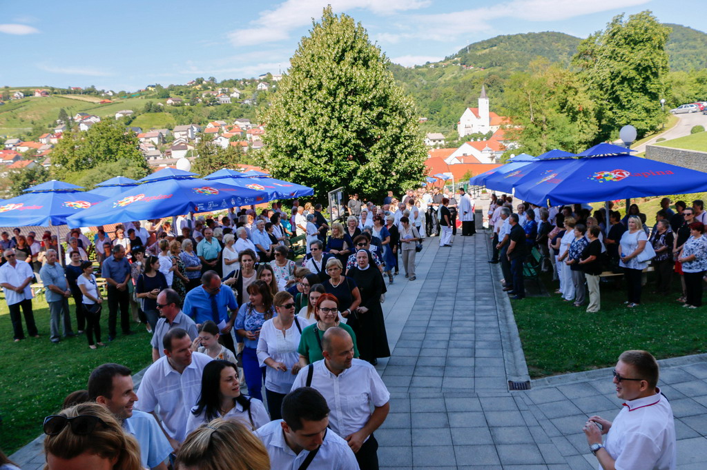 Klikni na fotografiju za uvecanje