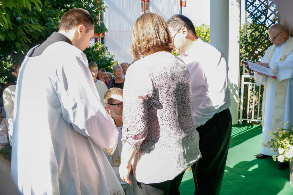 Klikni na fotografiju za uvecanje