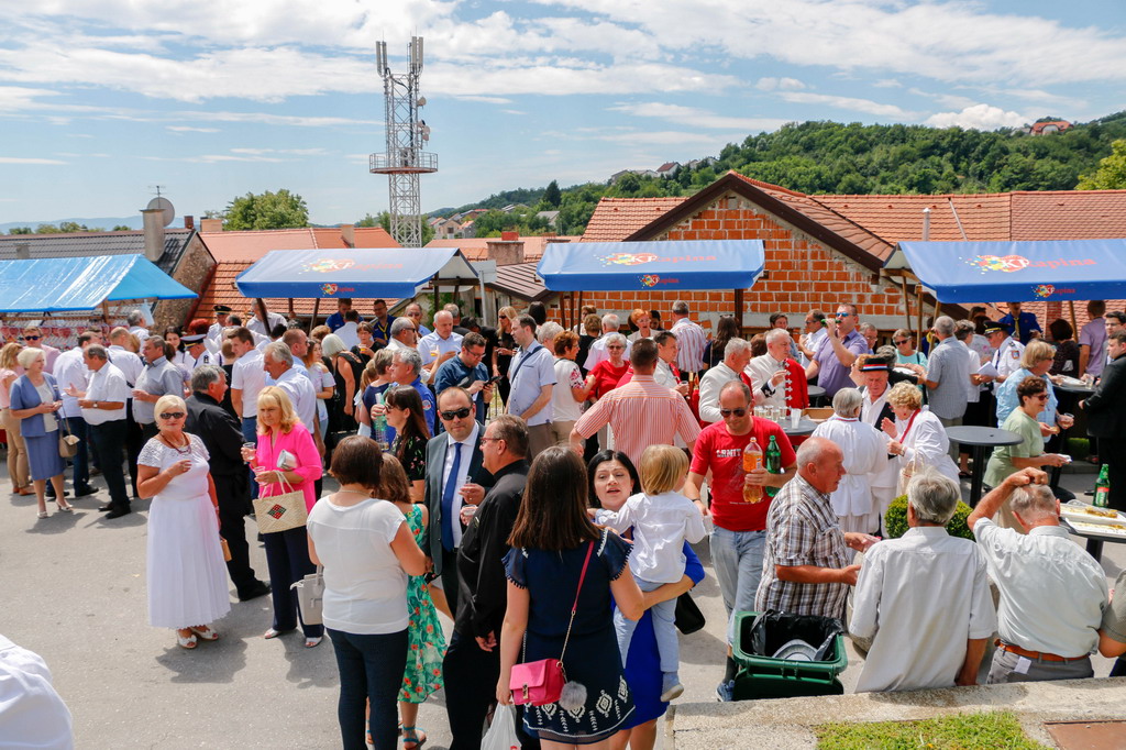 Klikni na fotografiju za uvecanje