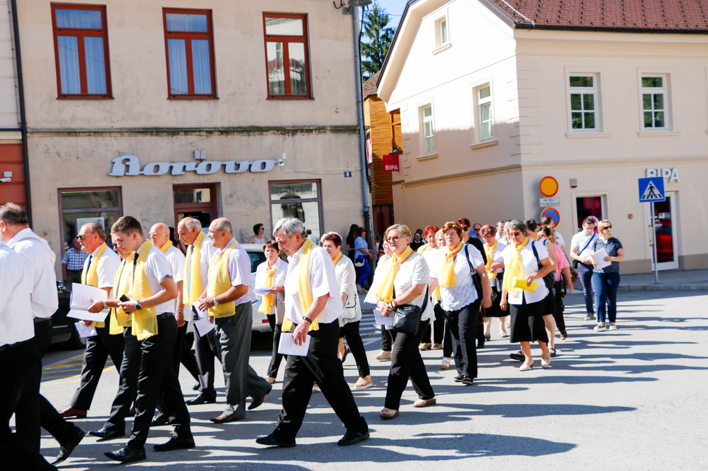 Klikni na fotografiju za uvecanje