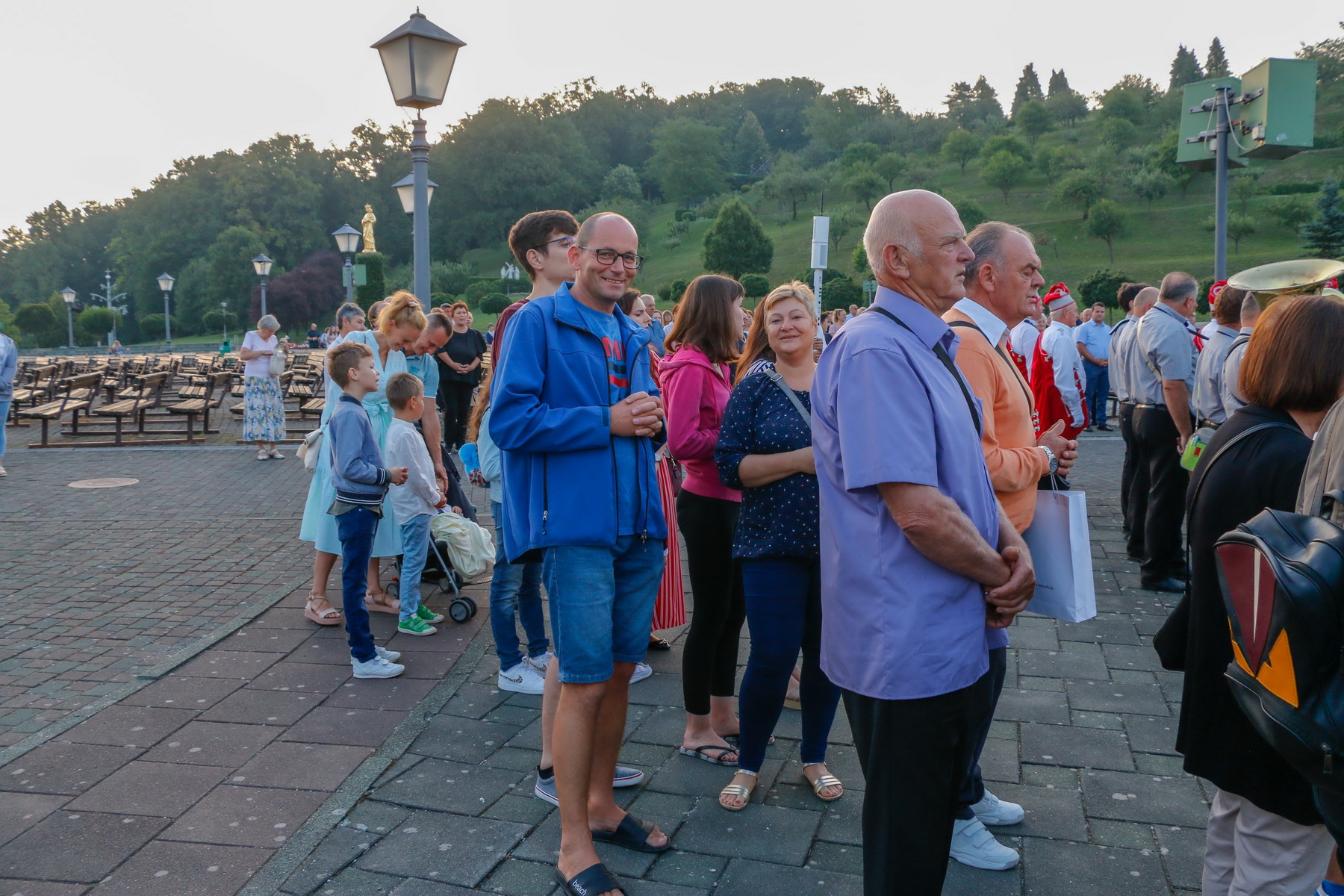 Klikni na fotografiju za uvecanje