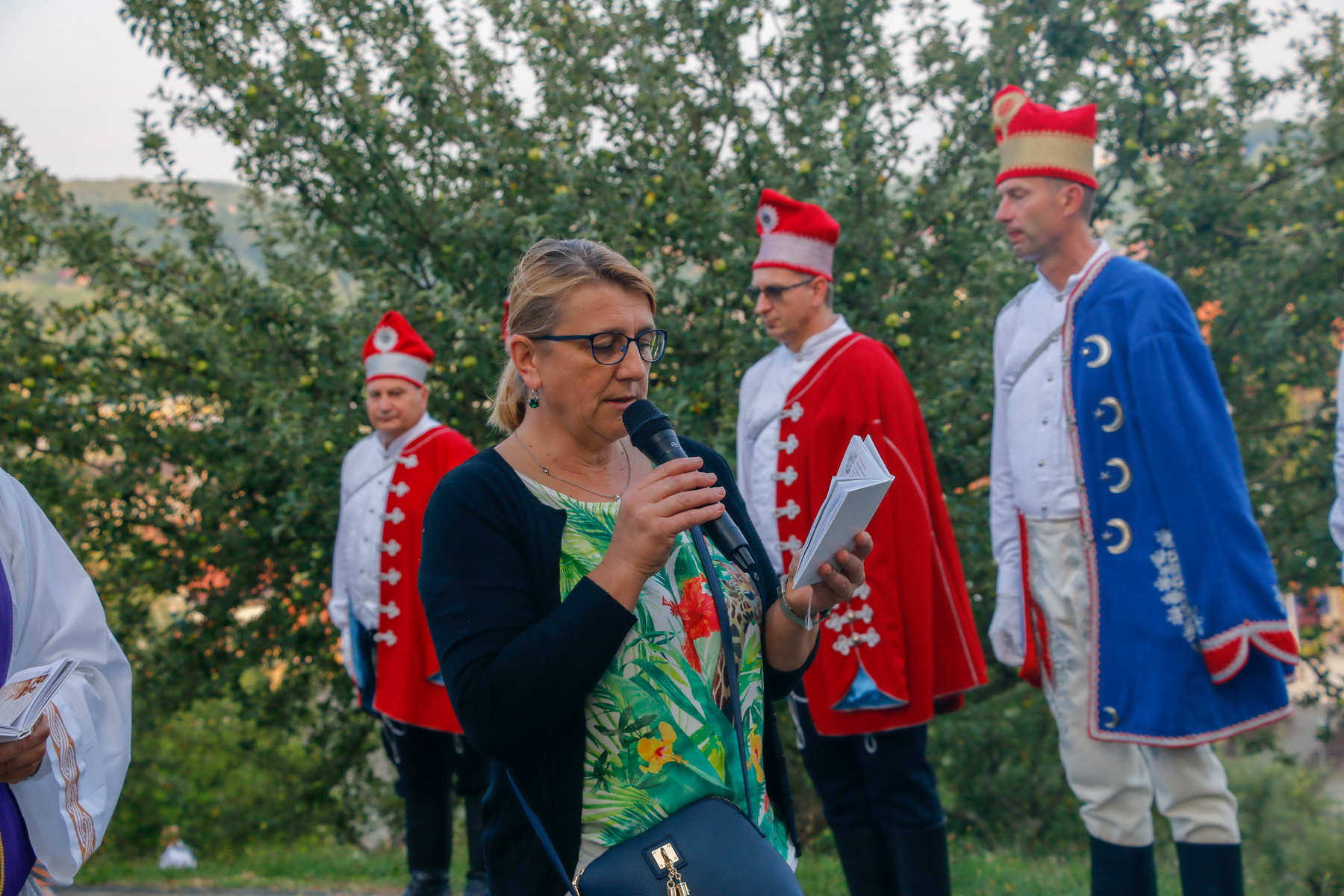 Klikni na fotografiju za uvecanje