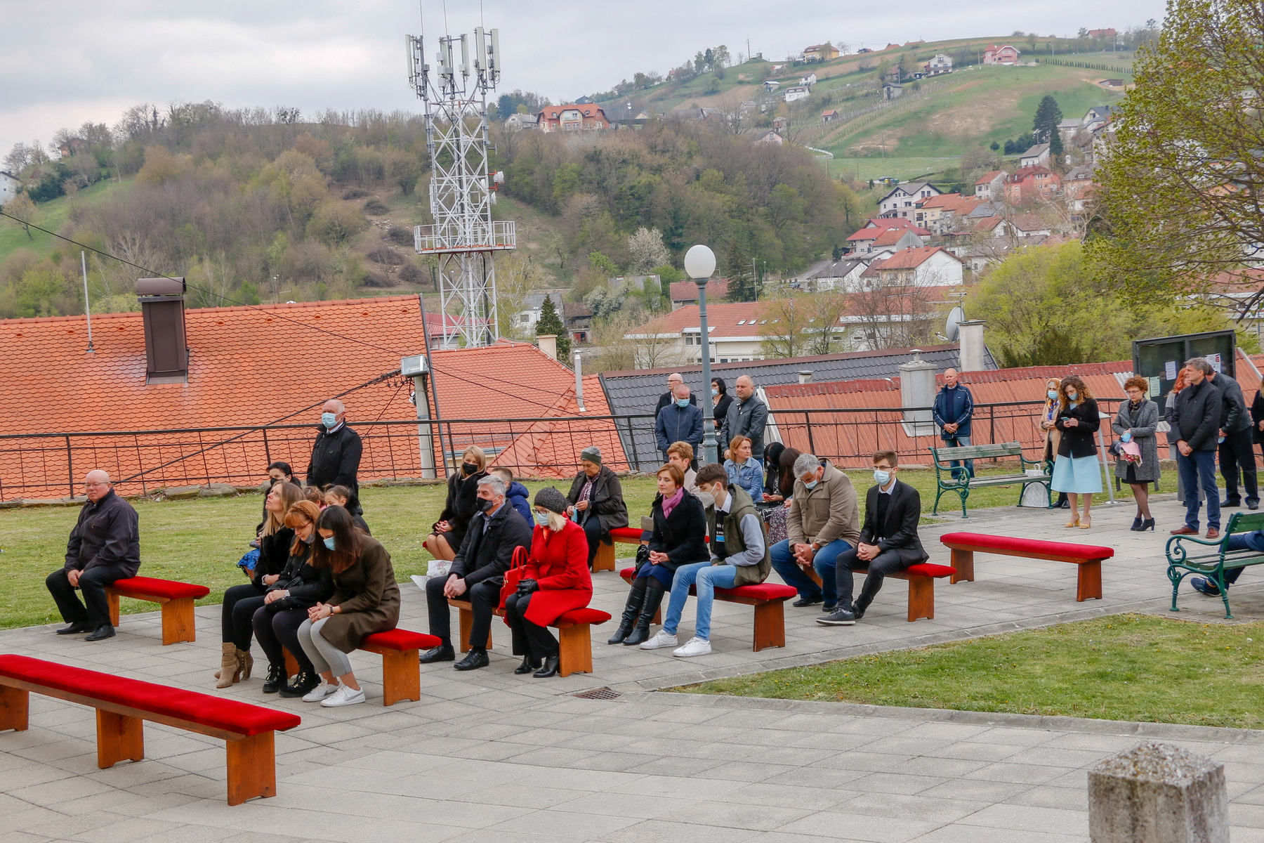 Klikni na fotografiju za uvecanje