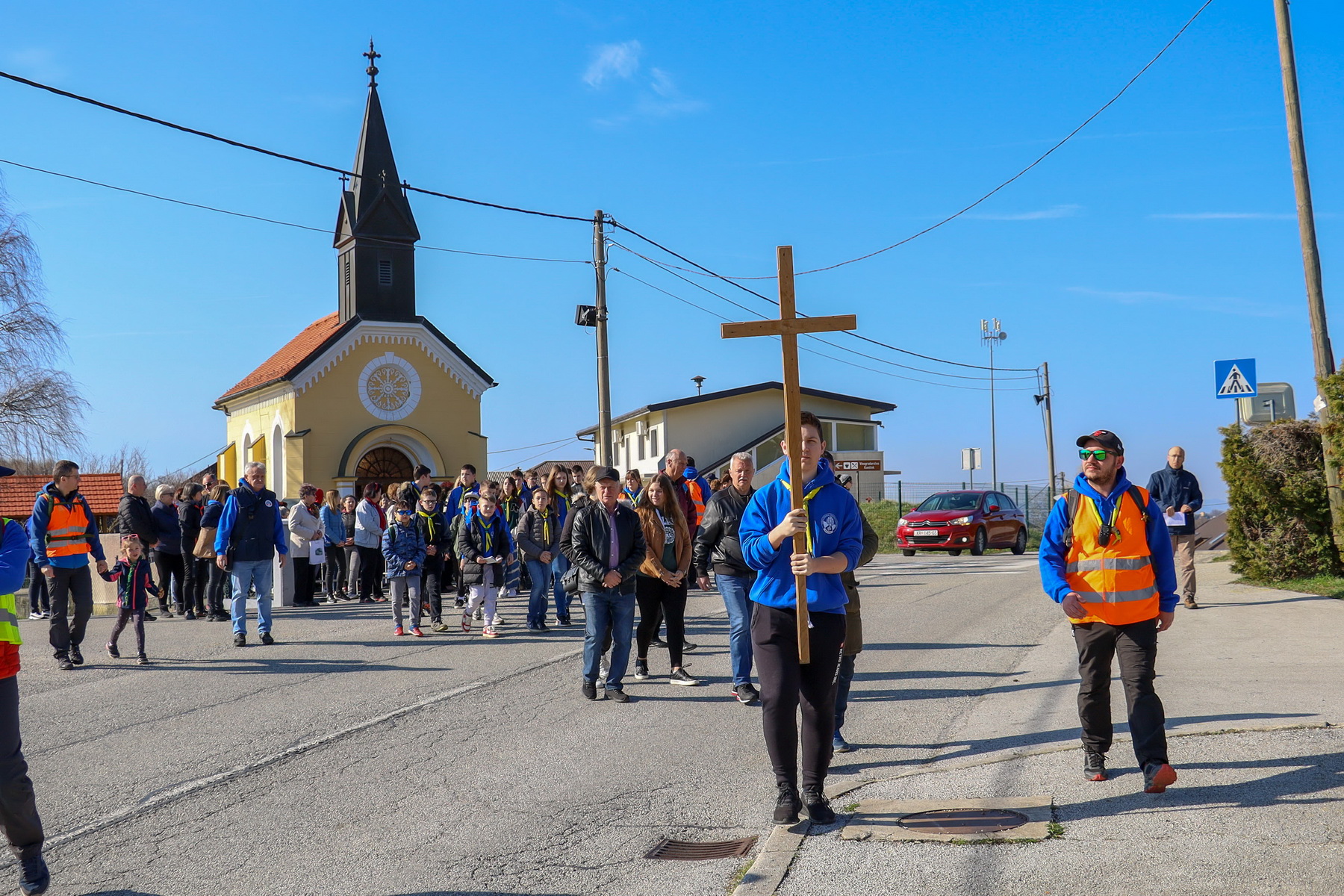 Klikni na fotografiju za uvecanje