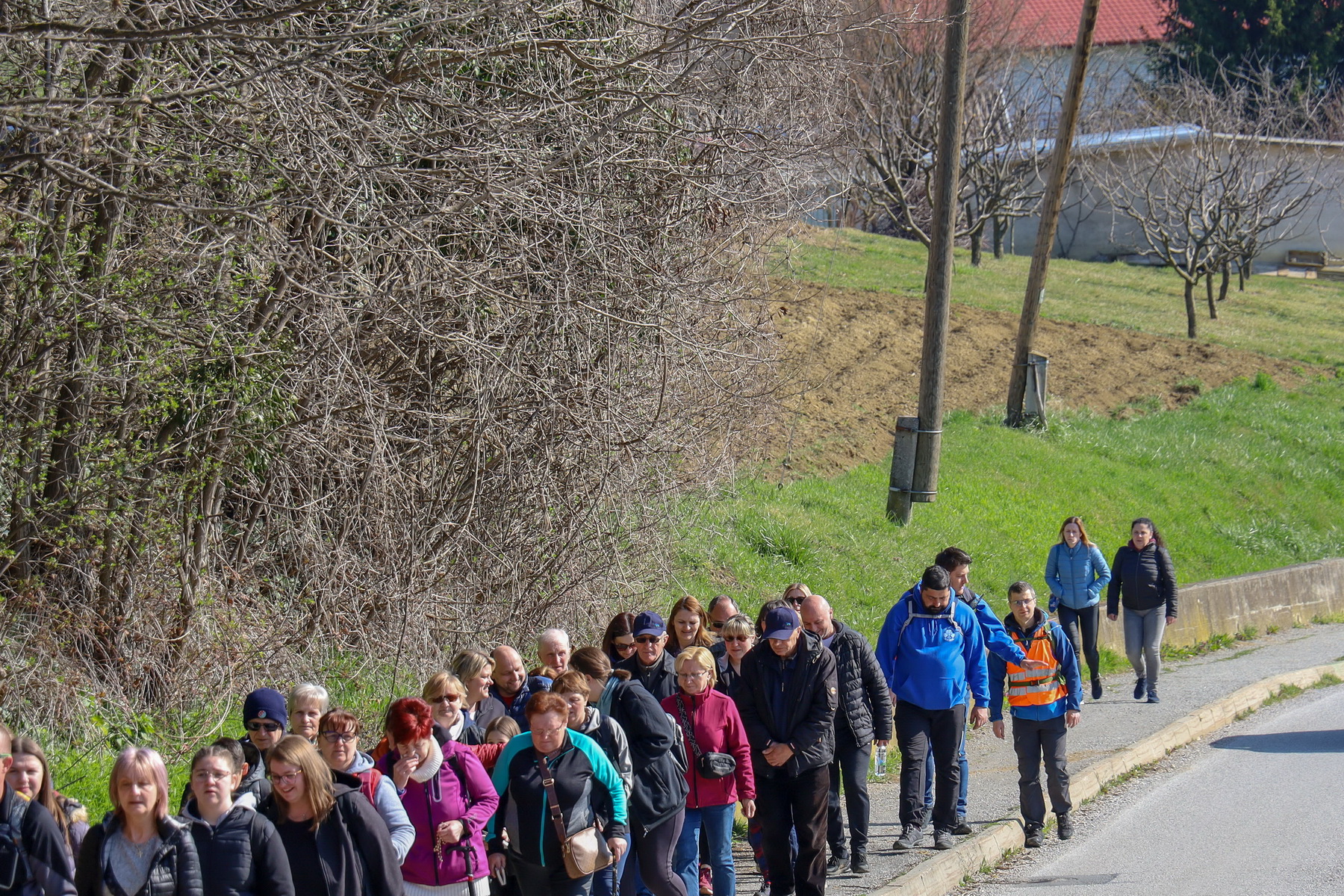 Klikni na fotografiju za uvecanje