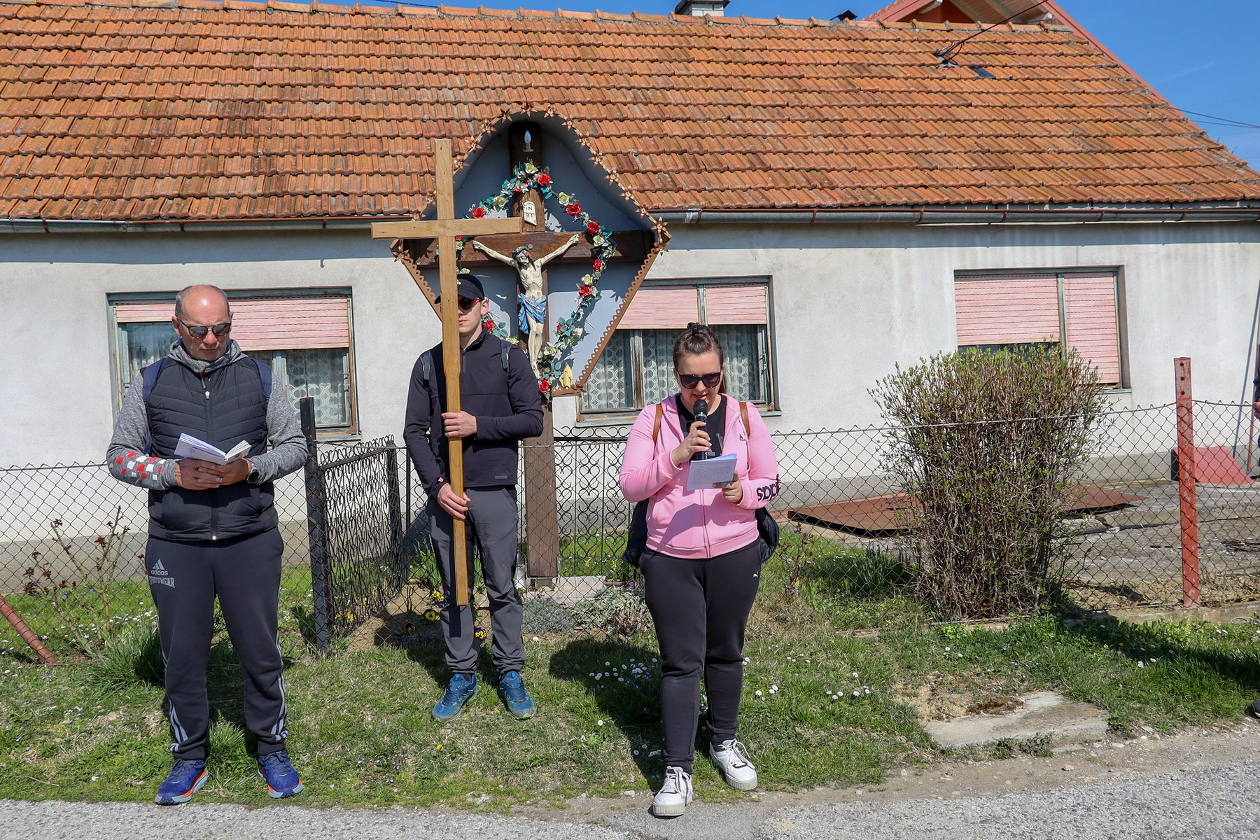 Klikni na fotografiju za uvecanje